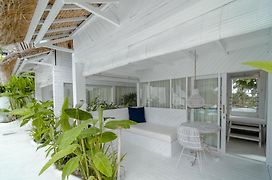 Gravity Eco Boutique Hotel - Adults Only