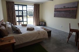 Stellar Overberg Travellers Lodge