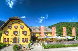 Land-Gut-Hotel Restaurant Alpenglück
