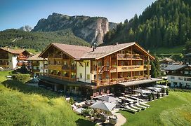 Freina Mountain Lifestyle Hotel