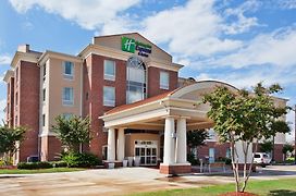 Holiday Inn Express & Suites Baton Rouge East, An Ihg Hotel