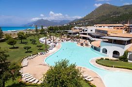 Borgo Di Fiuzzi Resort & Spa