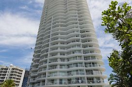 Burleigh Surf Apartments