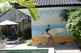 Villa Casablanca Surf Keramas
