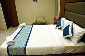 The Hydel Park - Business Class Hotel - Near Central Railway Station