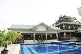 Villa Esmeralda Bryan'S Resort Hotel And Restaurant