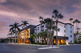 Courtyard By Marriott - Naples