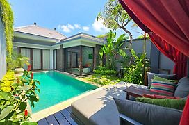 Seminyak Icon - By Karaniya Experience - Chse Certified