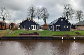 Waterhuis Friesland