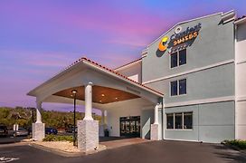 Comfort Suites Fernandina Beach At Amelia Island Soon To Be Surf & Sand Ascend Collection By Choice