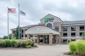 Holiday Inn Express & Suites Wadsworth, An Ihg Hotel