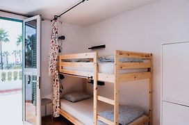 Endless Summer Hostel (Adults Only)
