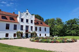 Historic Apartment in Gerdshagen with Garden