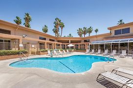 Worldmark Palm Springs - Plaza Resort And Spa