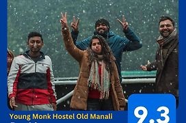 Young Monk Hostel & Cafe Old Manali