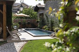 Demeure privée d'hôtes, piscine&spa Libourne, Saint-Emilion