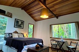 Amazing Forest House In The City! Private Guest Suite - Double Studio Room
