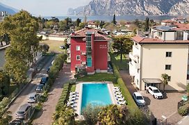 Bike & Wind Hotel Villa Maria - Happy Rentals