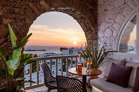 Yalos Hotel Sunset View Mykonos Town Private Rooms