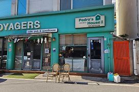 Pedro'S House - Foreigners Only