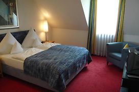 Hotel Nymphenburg City - Munchen