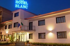 Hotel Blanc