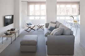 Eric Voekel Boutique Apartments - Gran Via Suites