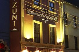 Zuni Restaurant & Boutique Hotel