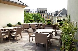 Hotel Le Place D'Armes - Relais & Chateaux