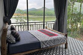 Nguyen Shack Retreat Resort