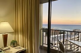 Waikiki Sunset Hotel Ocean View