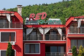 Red Iguana Hotel