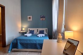 Sea Room Aspra B&B