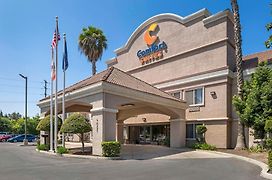 Comfort Suites Tulare, World Ag Expo