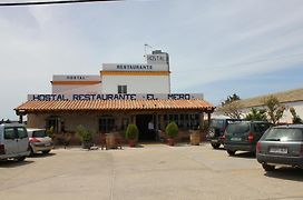 Hostal Cafeteria El Mero