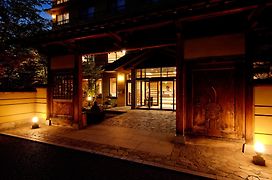 Shibu Hotel