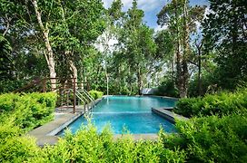 The Mountain Courtyard Thekkady