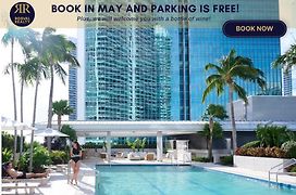 Miami Luxury Apartments, 1 & 2 Bedroom Brickell Arch