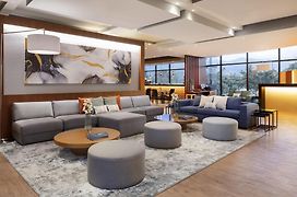 TRYP By Wyndham Bogota Embajada