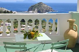 Villa Eleonora, un angolo di Paradiso ad Ischia