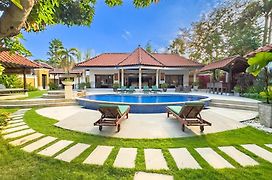 Villa Bugis Abimanyu Seminyak