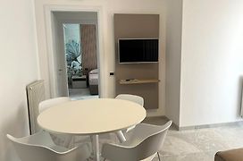 Nuovo Bilocale Design Piazza Aurora - Adria Holiday Immobiliare Jesolo - Family Apartments