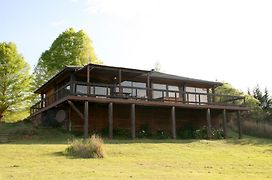 Sani Valley Nature Lodges