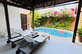 Btc Boutique Resort Private Pool Villas Hua Hin บ้านทะเลจีน บูติค รีสอร์ท หัวหิน