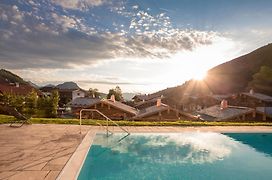 Alpin Chalets Oberjoch - Luxus Unterkunft Mit Privatem Spa Und Zugang Zu 3000 Qm Spa Panoramahotel Oberjoch
