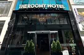 The Roomy Hotel Nisantasi
