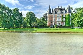 Chateau D'Apigne Rennes