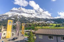 Eiger Lodge Easy