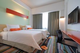 HARRIS Hotel & Convention Festival Citylink Bandung