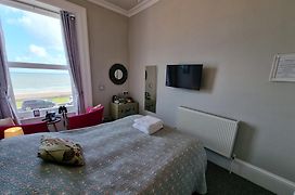 Glan Y Mor Hotel (Adults Only)